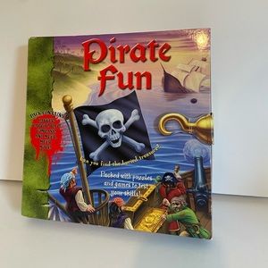 Barron's Education Series Pirate Fun Kids Party Game 2007